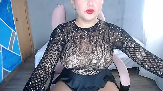 MeganMilF2 online show from 15, 2, 2025