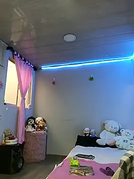 KATYGONZALEZ online show from 2, 1, 2025