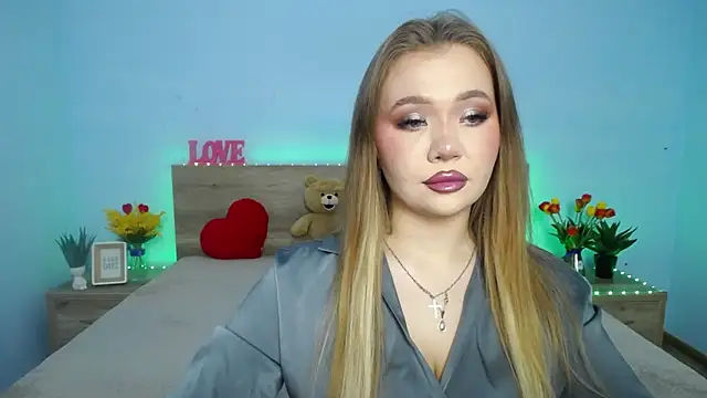 StacyYellig online show from 8, 3, 2025