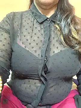 CUTE SOPHIA- online show from 22, 2, 2025