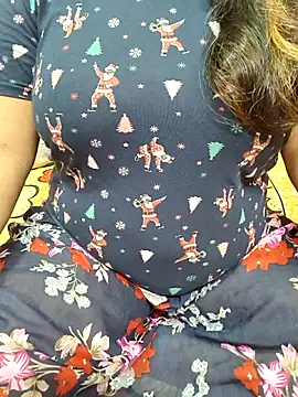 CUTE SOPHIA- online show from 30, 9, 2025