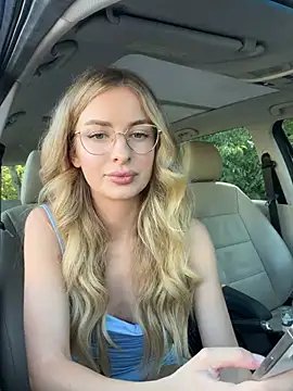 EvieEvans online show from 9, 7, 2026