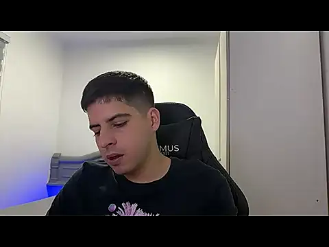 Snapshot of lordbeja chatting on 2, 4, 2026 lordbeja online show from 2, 4, 2026