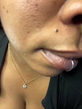 YellowHoneyDip online show from 19, 2, 2026