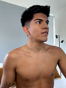 santiago 01 online show from 3, 12, 2025