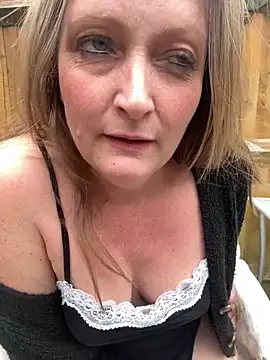 HoneyBluex online show from 24, 3, 2026