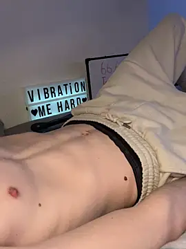 secret dream415 online show from 10, 4, 2026