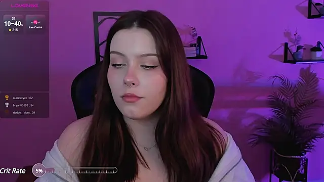 CoralineKeyns online show from 8, 1, 2025