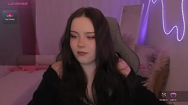 CoralineKeyns online show from 20, 2, 2026