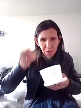 Cameron puppy online show from 4, 11, 2025