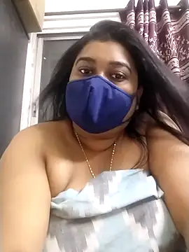 Snapshot of indianlisa5 chatting on 8, 10, 2025 indianlisa5 online show from 8, 10, 2025