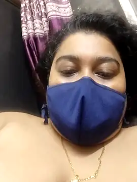 Snapshot of indianlisa5 chatting on 15, 7, 2026 indianlisa5 online show from 15, 7, 2026