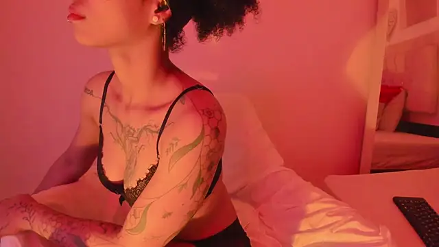 daiana curly online show from 15, 1, 2025