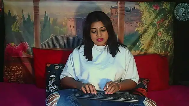 Snapshot of RoyalIndianCreamPuff chatting on 1, 8, 2026 RoyalIndianCreamPuff online show from 1, 8, 2026
