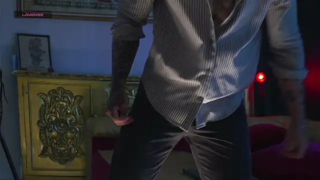 dantecoppolaa  online show from 25, 10, 2025