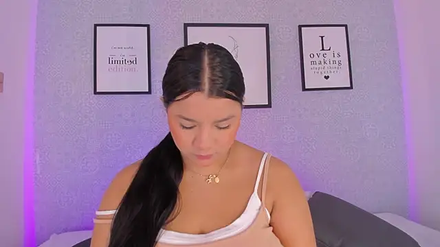 Natasha harper online show from 16, 12, 2025