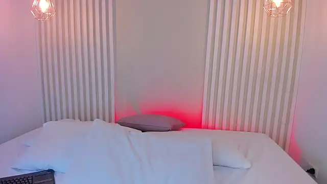 aprilalen online show from 3, 1, 2025