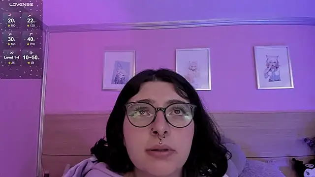 Sachi Meow online show from 1, 2, 2025