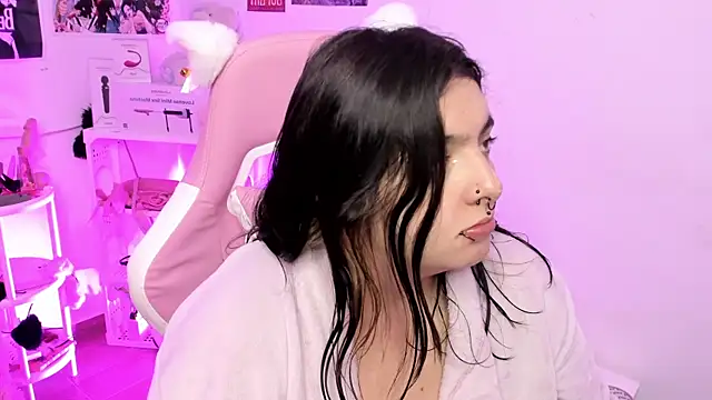 Sachi Meow online show from 10, 11, 2025