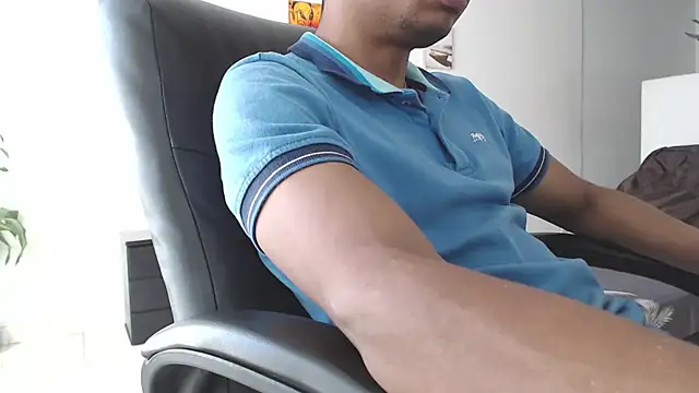 Snapshot of Aaronblack1_ chatting on 20, 2, 2026 Aaronblack1 online show from 20, 2, 2026