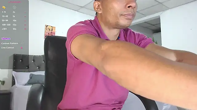 Snapshot of Aaronblack1_ chatting on 28, 2, 2026 Aaronblack1 online show from 28, 2, 2026