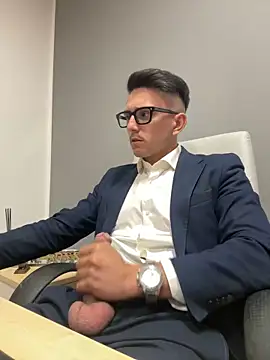 masterboss  online show from 8, 10, 2025