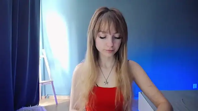 LuciaYoung online show from 25, 2, 2025