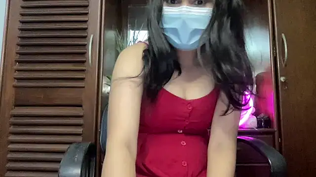 Snapshot of Princess_Lily chatting on 9, 10, 2025 Princess Lily online show from 9, 10, 2025