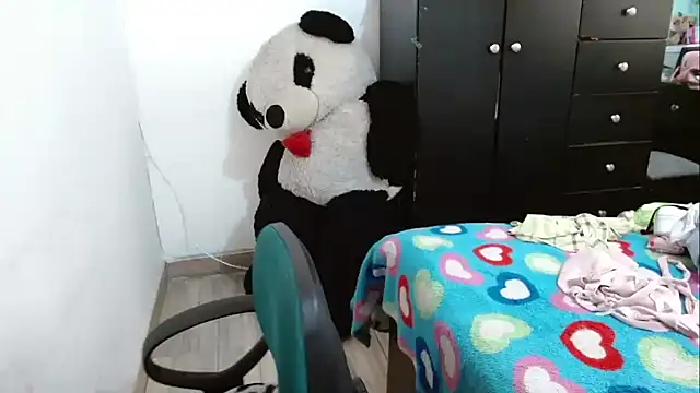  annie rosse online show from 17, 4, 2026