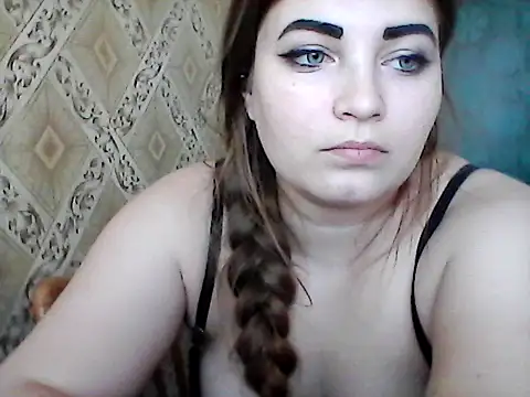 Elizabeth Meow online show from 9, 3, 2025