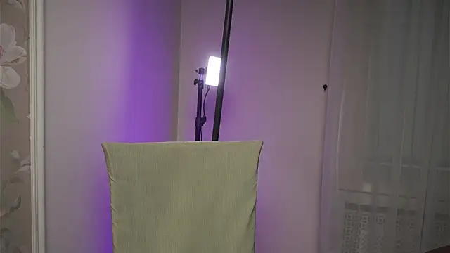 PixieMeow  online show from 14, 2, 2025