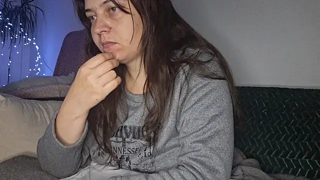 Cyndee Winter online show from 20, 10, 2025