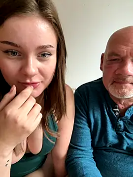 MaribelRiver online show from 2, 12, 2025