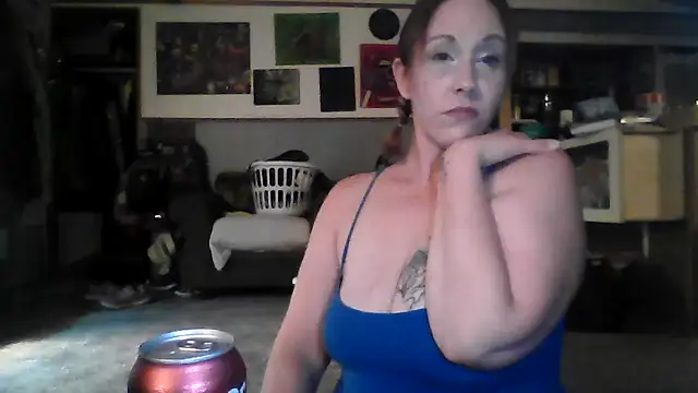 Snapshot of Hottmezz07 chatting on 7, 10, 2025 Hottmezz07 online show from 7, 10, 2025