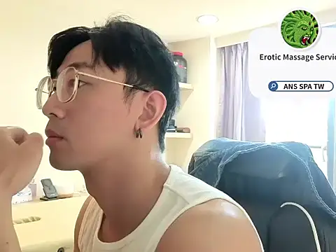 Snapshot of snakeheados chatting on 10, 2, 2026 snakeheados online show from 10, 2, 2026