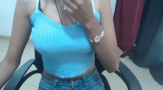 Snapshot of sexy_ishu chatting on 17, 3, 2025 sexy ishu online show from 17, 3, 2025