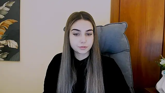 Snapshot of Lili_magic chatting on 8, 2, 2025 Lili magic online show from 8, 2, 2025
