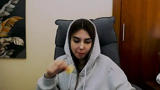 Snapshot of Lili_magic chatting on 11, 2, 2025 Lili magic online show from 11, 2, 2025