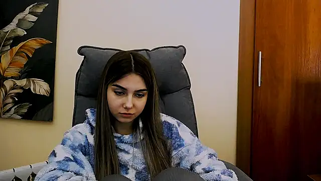 Snapshot of Lili_magic chatting on 6, 3, 2025 Lili magic online show from 6, 3, 2025