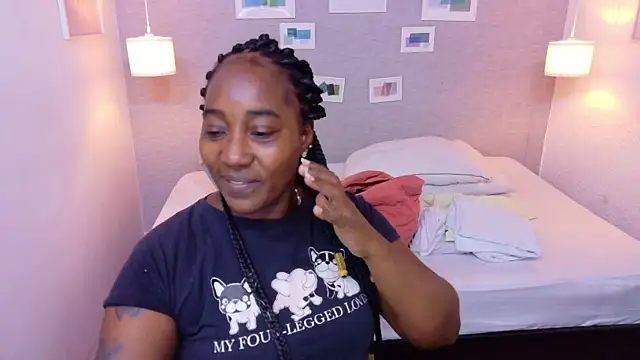 kiara evanss online show from 22, 10, 2025