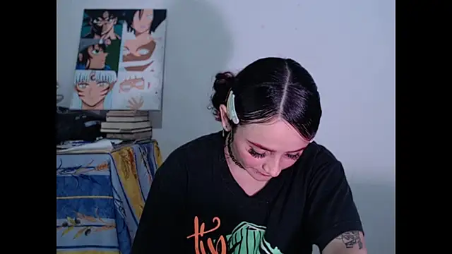 kitty22  online show from 22, 4, 2026