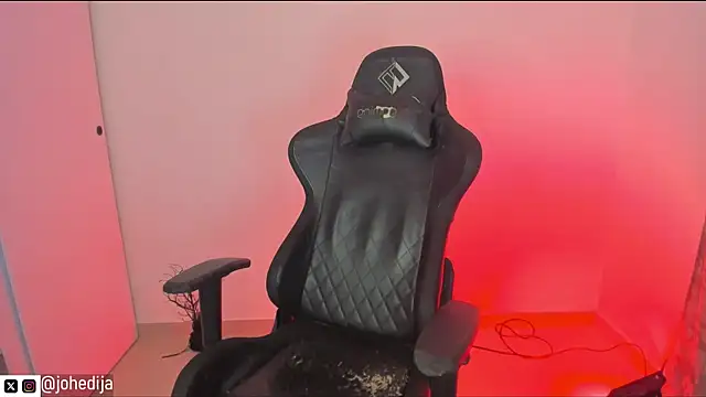 Snapshot of johedija chatting on 5, 12, 2025 johedija online show from 5, 12, 2025