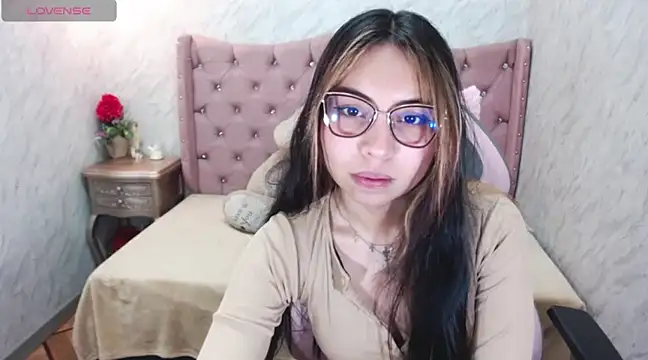 Snapshot of XSmaggiiee chatting on 3, 3, 2025 XSmaggiiee online show from 3, 3, 2025