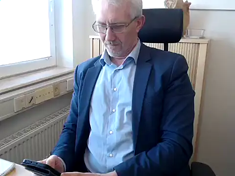 Snapshot of tom-swede chatting on 19, 3, 2025 tom-swede online show from 19, 3, 2025