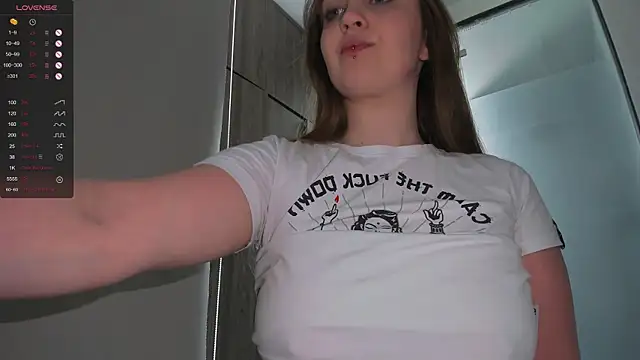 Snapshot of celestialanggel chatting on 8, 6, 2026 celestialanggel online show from 8, 6, 2026