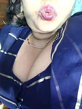 Snapshot of Ritasingh-0461 chatting on 10, 3, 2025 Ritasingh-0461 online show from 10, 3, 2025
