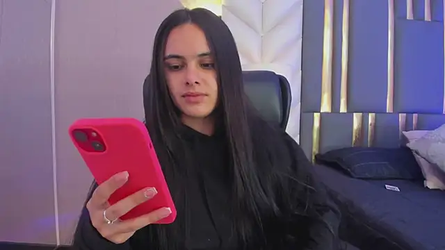 Snapshot of ChloeHarper_ chatting on 15, 5, 2026 ChloeHarper online show from 15, 5, 2026