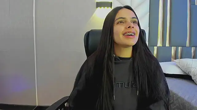 Snapshot of ChloeHarper_ chatting on 13, 6, 2026 ChloeHarper online show from 13, 6, 2026