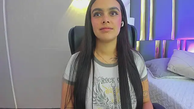 Snapshot of ChloeHarper_ chatting on 28, 7, 2026 ChloeHarper online show from 28, 7, 2026
