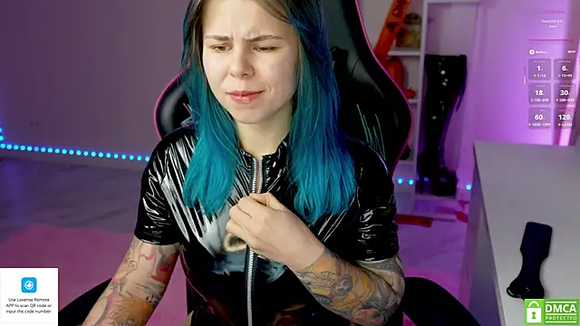 Latex Kitty online show from 10, 10, 2025